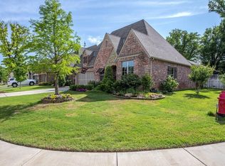 2433 Riven Rock Rd, Edmond, OK 73034