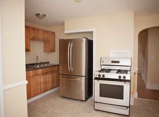 153 Franklin Ave, Cranston, RI 02920