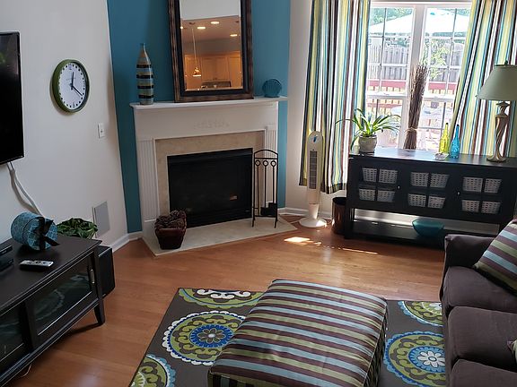 3rd image of 5416 Colonial Garden Dr