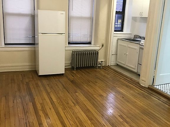 5th image of 40-15 81st St #A36