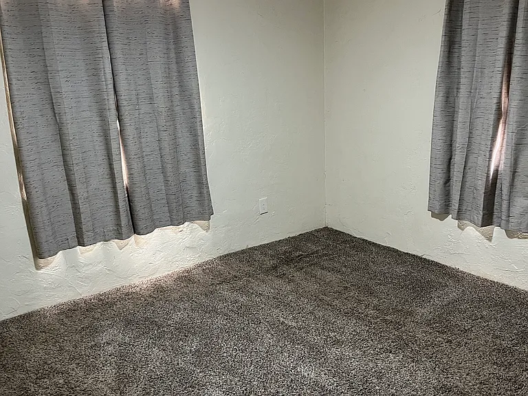 2037 N Santa Rosa Ave #A — Photo 19