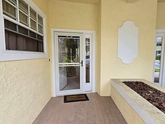3rd image of 3428 Primrose Way