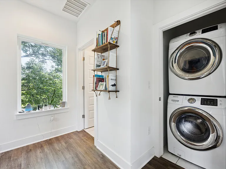 5006 Baker St #C — Photo 13