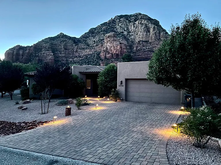 2370 Lariat Rd — Photo 34