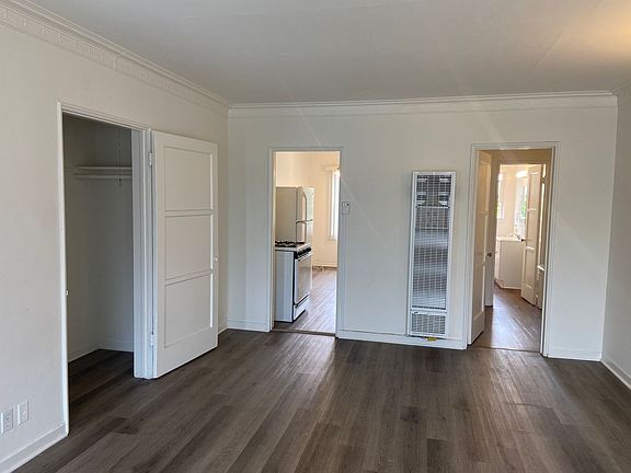 2nd image of 1430-1448 1/2 S Orange Grove Ave #1444