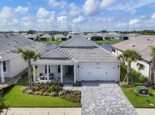 8067 Slipway Dr, Sarasota, FL 34240