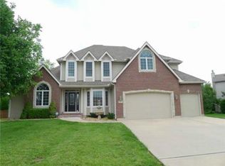 4412 SW Gull Point Dr, Lees Summit, MO 64082