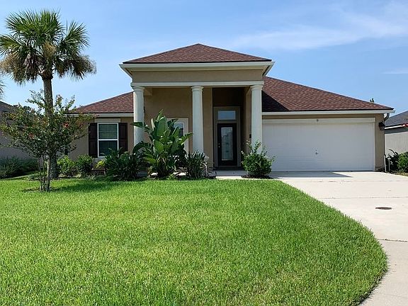 2nd image of 401 Palazzo Cir