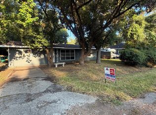 703 Lilac St, La Marque, TX 77568