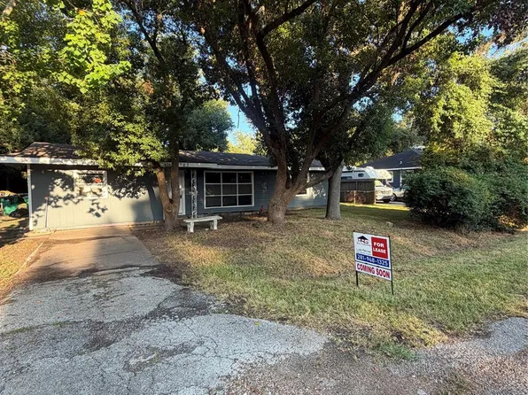 703 Lilac St, La Marque, TX 77568