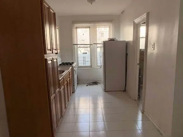 547 East 96th Street image 1 of 8