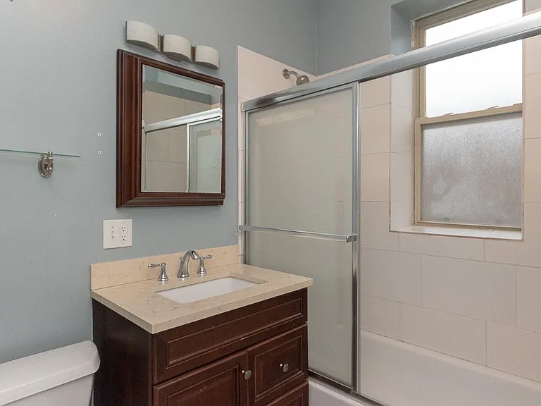 2537 N Kildare Ave #2 — Photo 17
