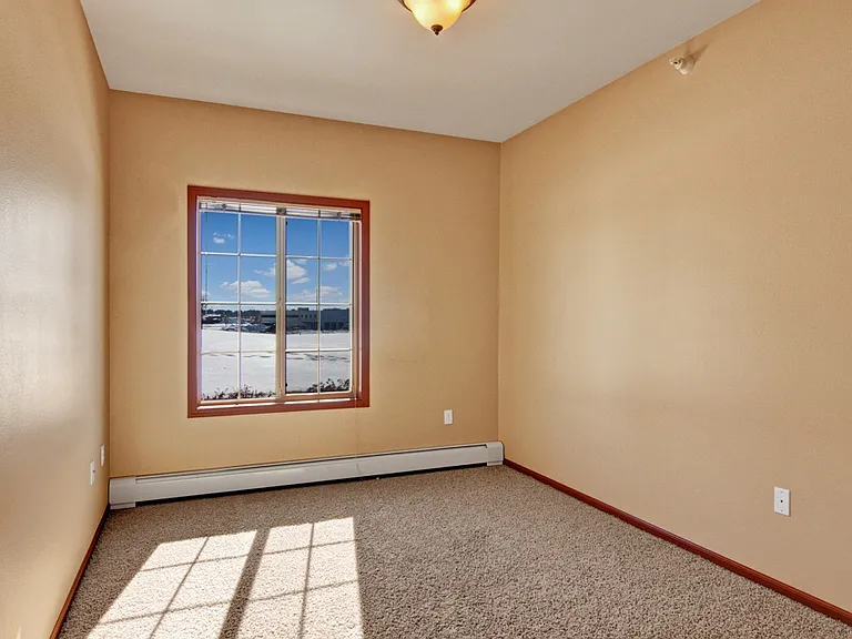 Grand River Estates — Photo 7