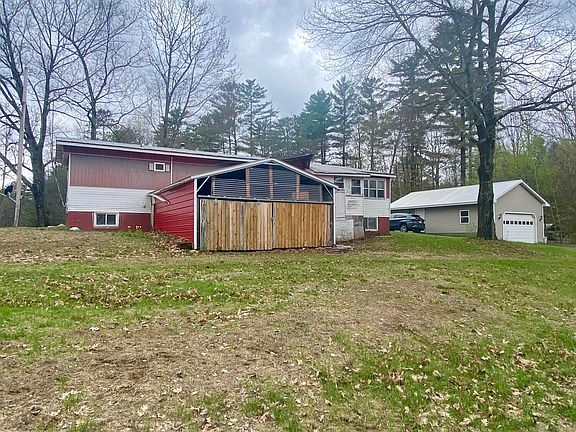 2nd image of 504 Angel Road