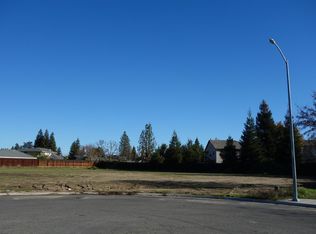 1885 Austin Ave, Clovis, CA 93611