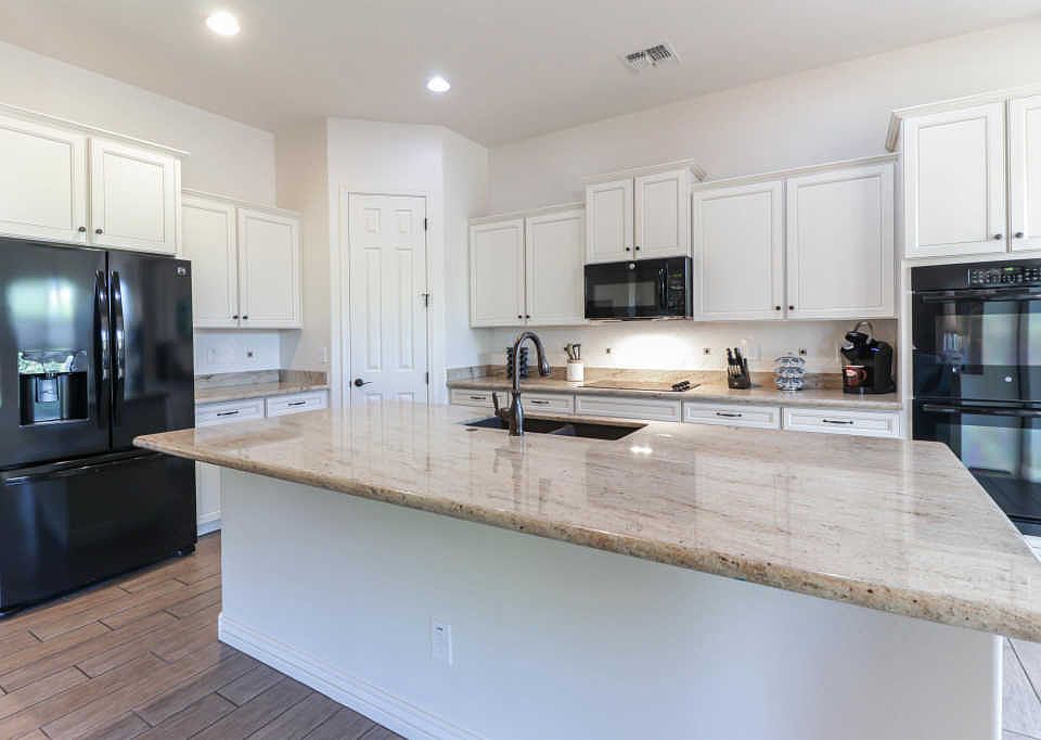 1st image of 2608 W Balao Dr