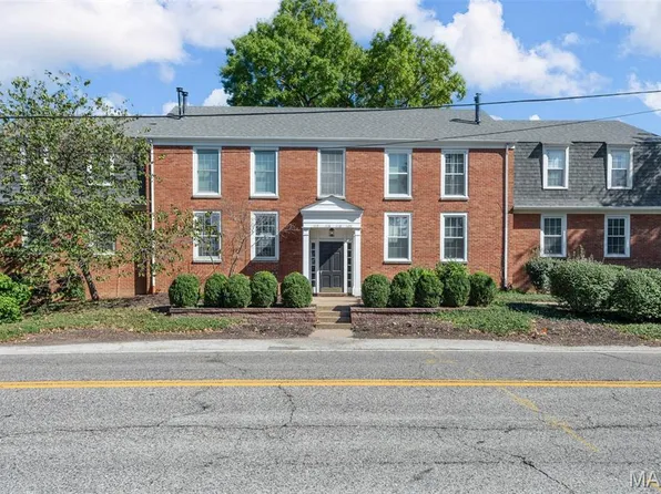 1118 S Mason Rd, Saint Louis, MO 63131
