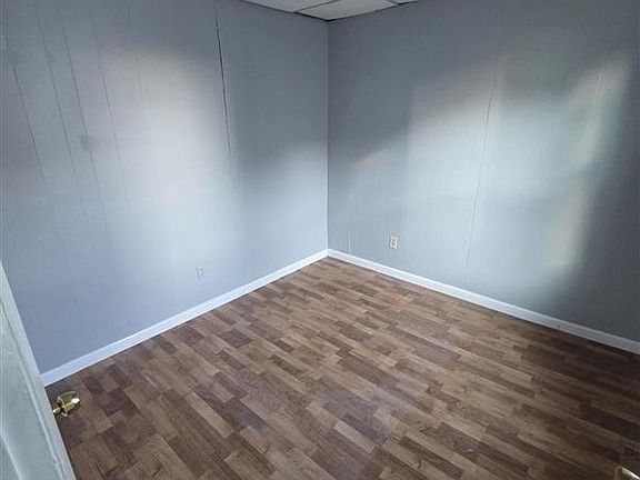 5th image of 20 Lafrance Ct #2S