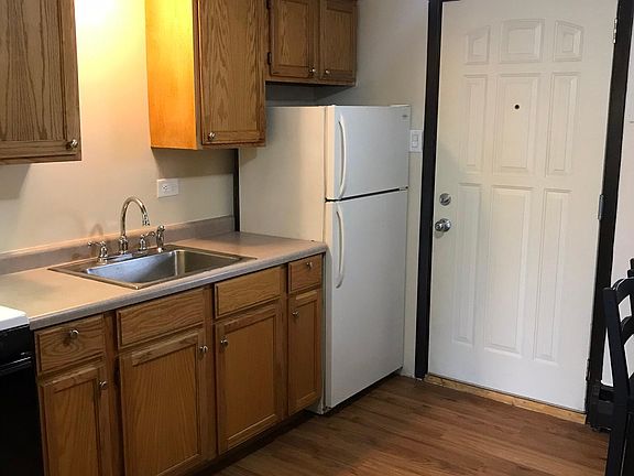 4th image of 10812 S 76th Ave #2