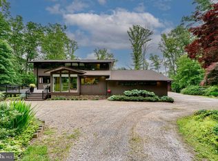 2015 Falls Rd, Parkton, MD 21120