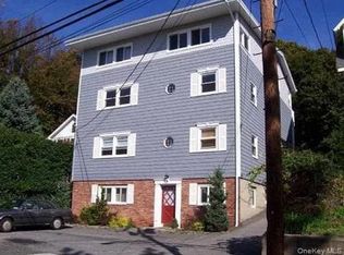 76 Bayview Ave #D, Northport, NY 11768
