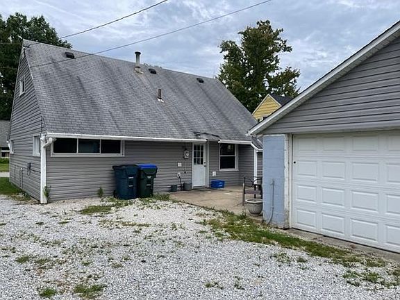 4th image of 2240 Larchdale Dr