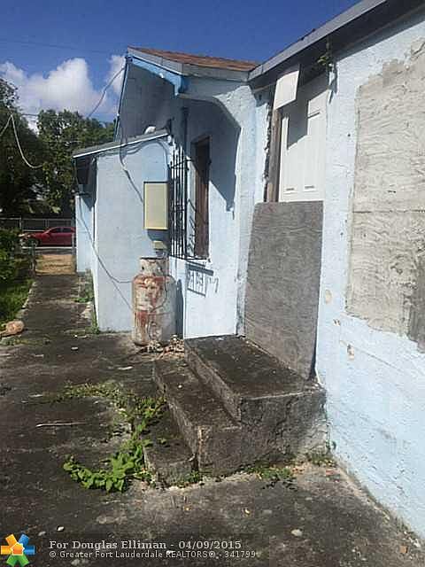 2nd image of 812 NW 56th St