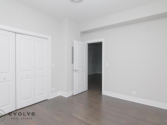 3rd image of 2620 N Rockwell St #3A