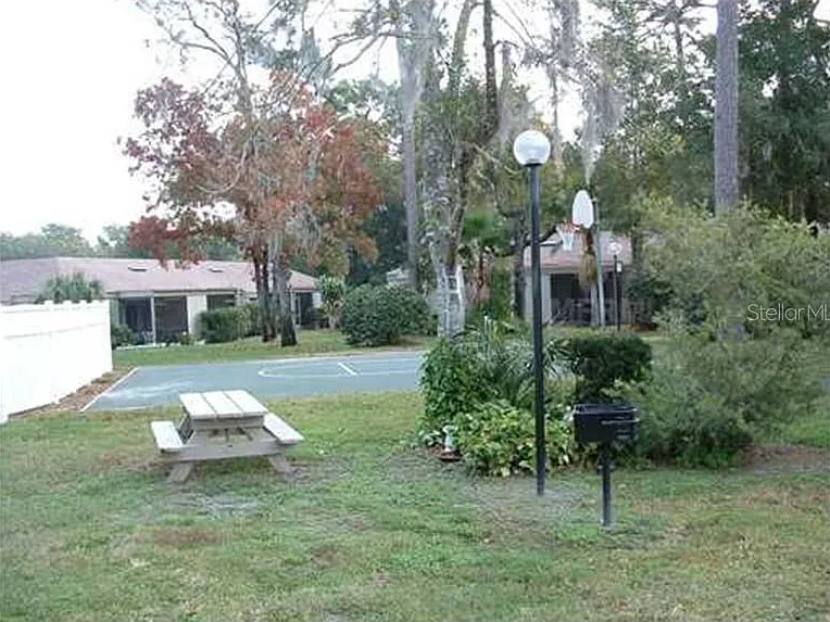 137 Springwood Cir #D — Photo 12