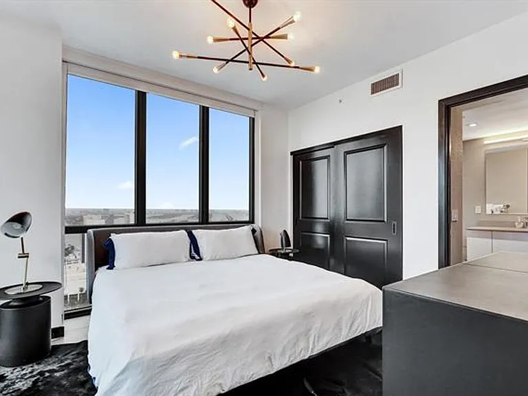 1600 NE 1st Ave #3420 — Photo 8