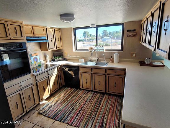 4th image of 1398 HEATHER Drive