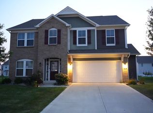1354 Glen Canyon Dr, Greenwood, IN 46143