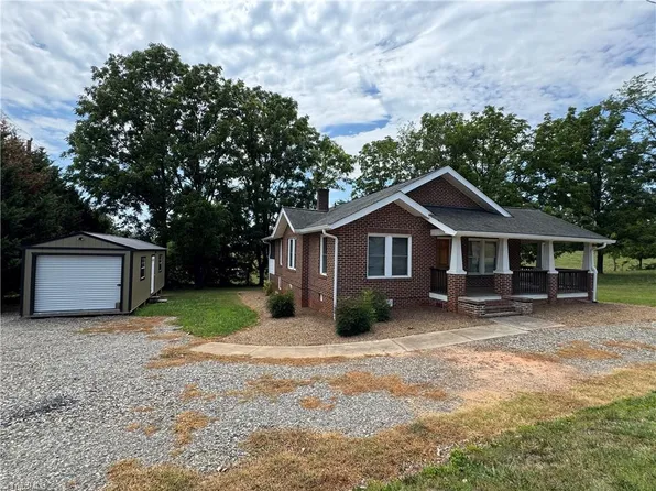 507 Sparta Rd, North Wilkesboro, NC 28659