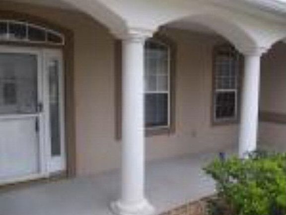 2nd image of 127 Cochise Ct