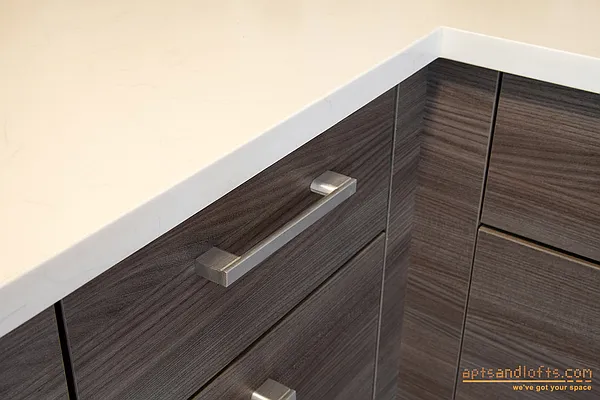 Sold by aptsandlofts.com | media 19