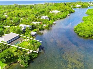 5842 Pine Tree Dr, Sanibel, FL 33957
