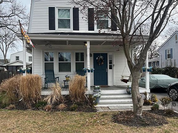 2nd image of 1705 Fairhill Dr