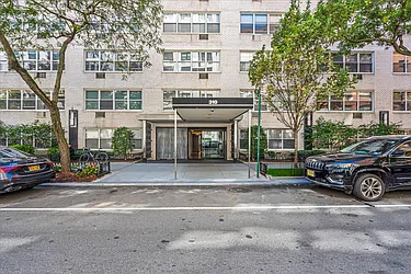 310 East 70th Street, #1M