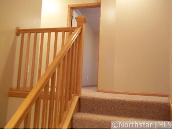 2nd image of 927 45th Ave NE