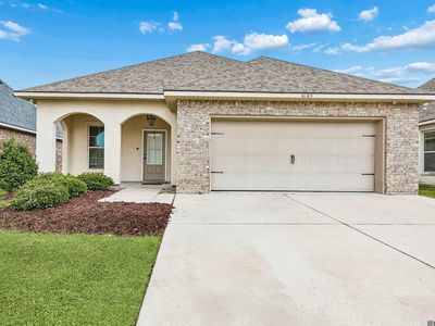 6163 Lake Edge Dr, Baton Rouge, LA, 70820