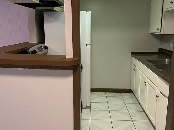 4th image of 7152 Fair Oaks Ave