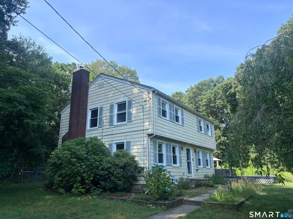 58 Roxbury Road, East Lyme, CT 06357