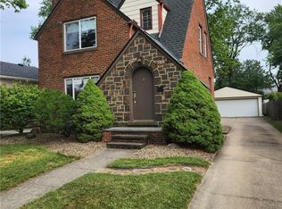 6303 Morningside Dr, Parma, OH 44129