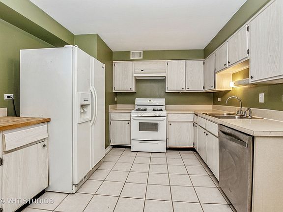 4th image of 11117 S 84th Ave APT 2B