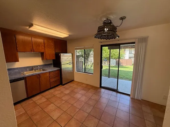 505 Del Valle Cir, El Sobrante, CA 94803