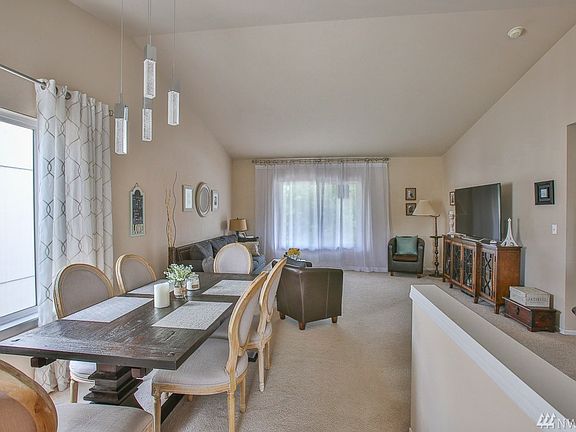 3rd image of 9404 McKinley Ave