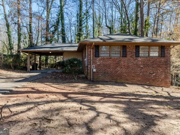 3166 Cloverhurst Dr, East Pt, GA 30344