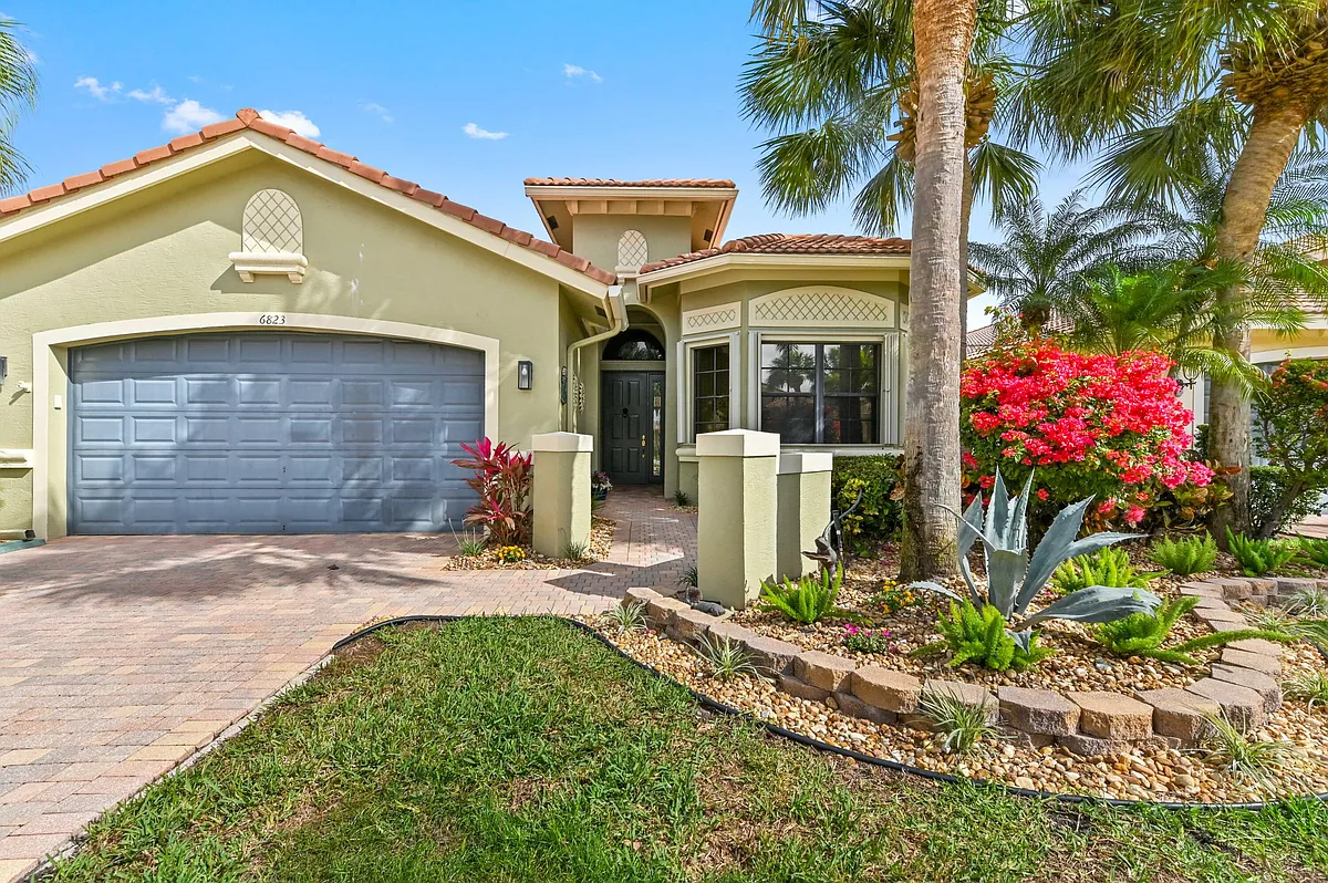 Building Photo - 6823 Fabiano Cir