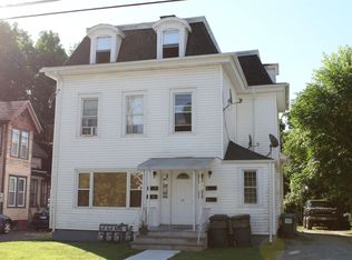 19 Elizabeth St APT 1, Port Jervis, NY 12771