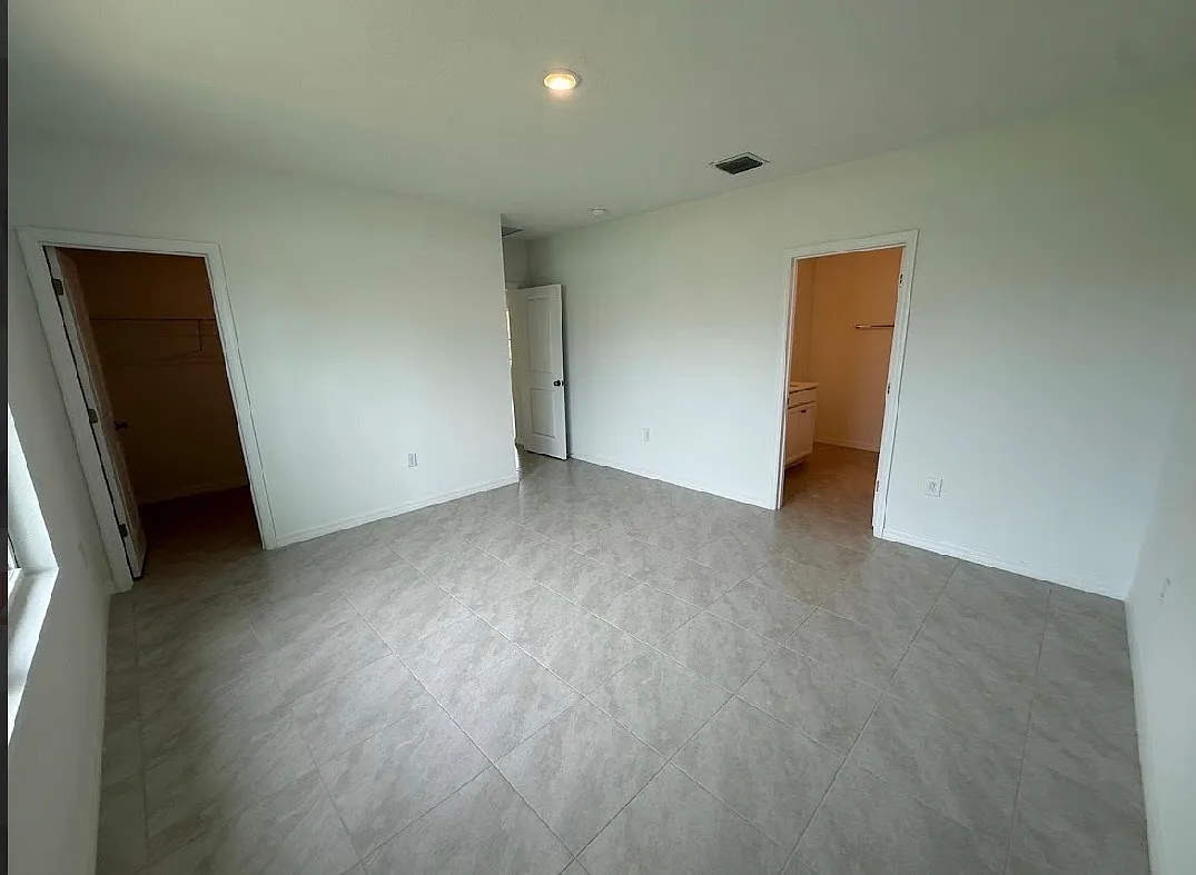 3757 Sw Port St Lucie Blvd — Photo 3